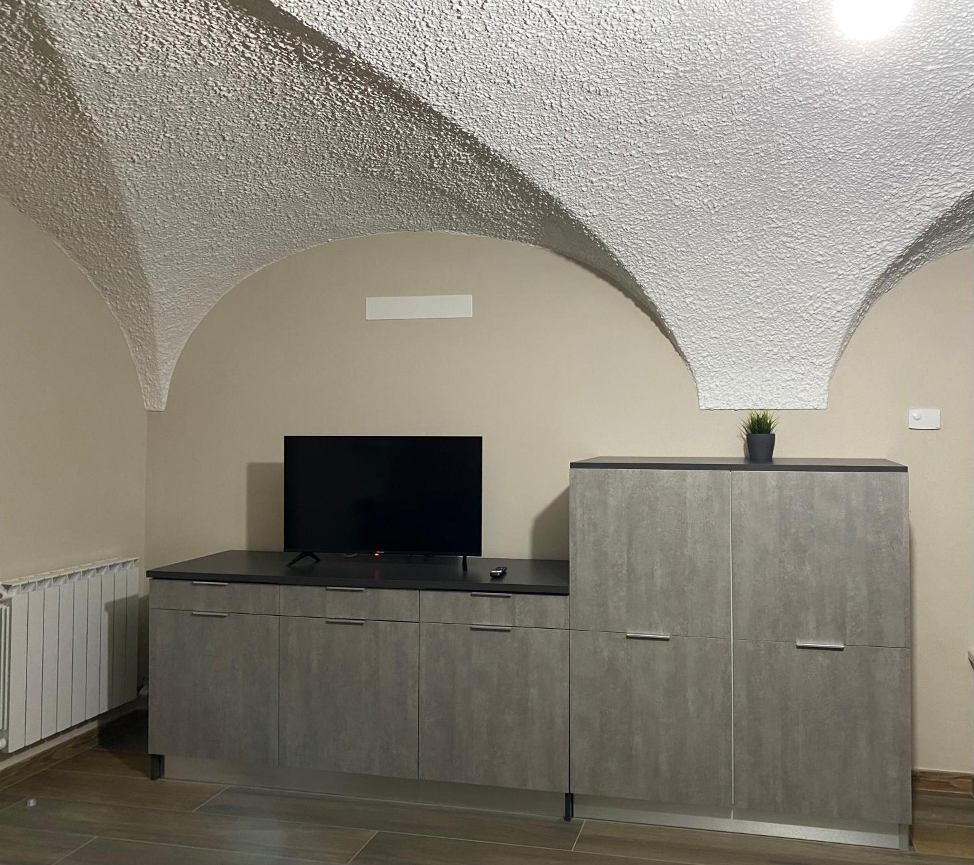 Appartamento B&B C'Era Una Volta Solferino Luaran gambar