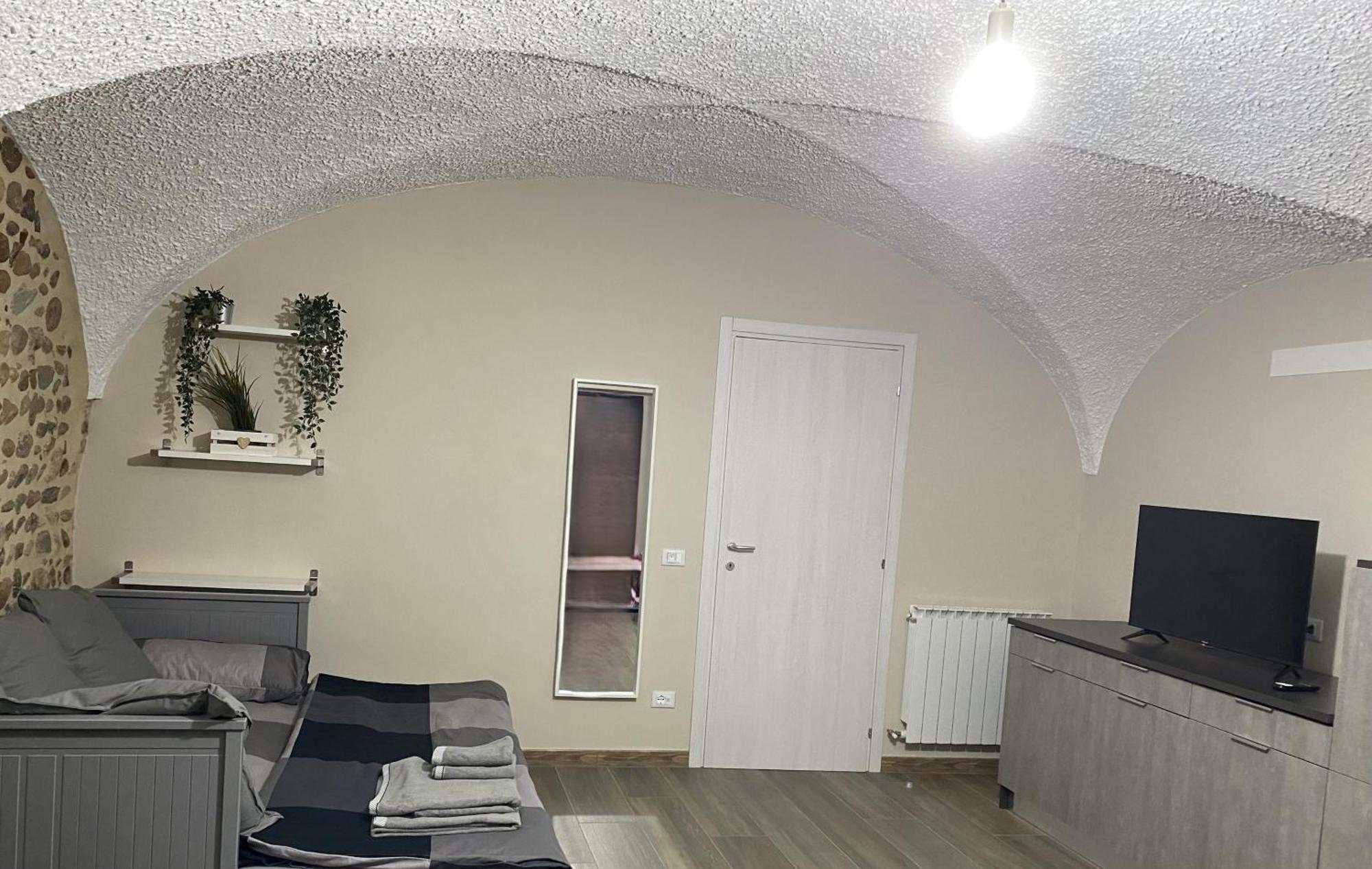 Appartamento B&B C'Era Una Volta Solferino Luaran gambar